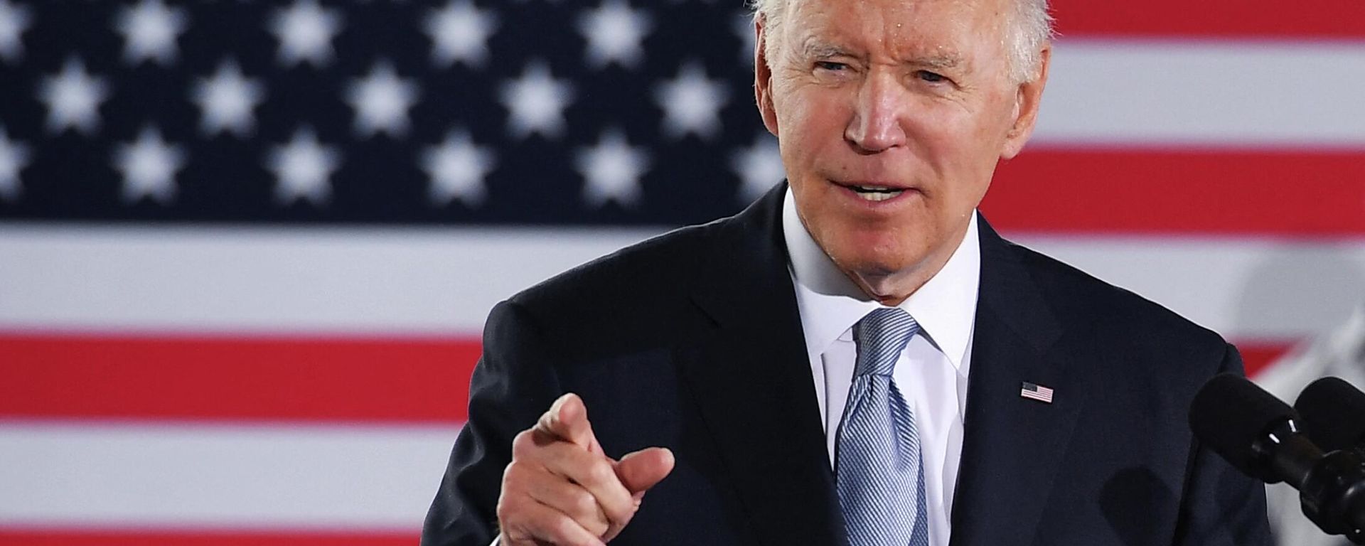 US President Joe Biden speaks on the infrastructure investments made at Portland International Airport, at the Portland Air National Guard 142 Fighter Base in Portland, Oregon, on April 21, 2022 - Sputnik International, 1920, 28.04.2022