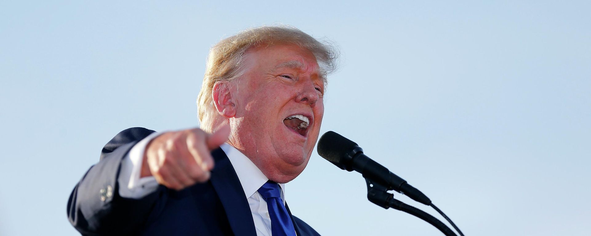 Former President Donald Trump speaks at a rally at the Delaware County Fairgrounds, Saturday, April 23, 2022, in Delaware, Ohio, to endorse Republican candidates ahead of the Ohio primary on May 3. - Sputnik International, 1920, 17.07.2022