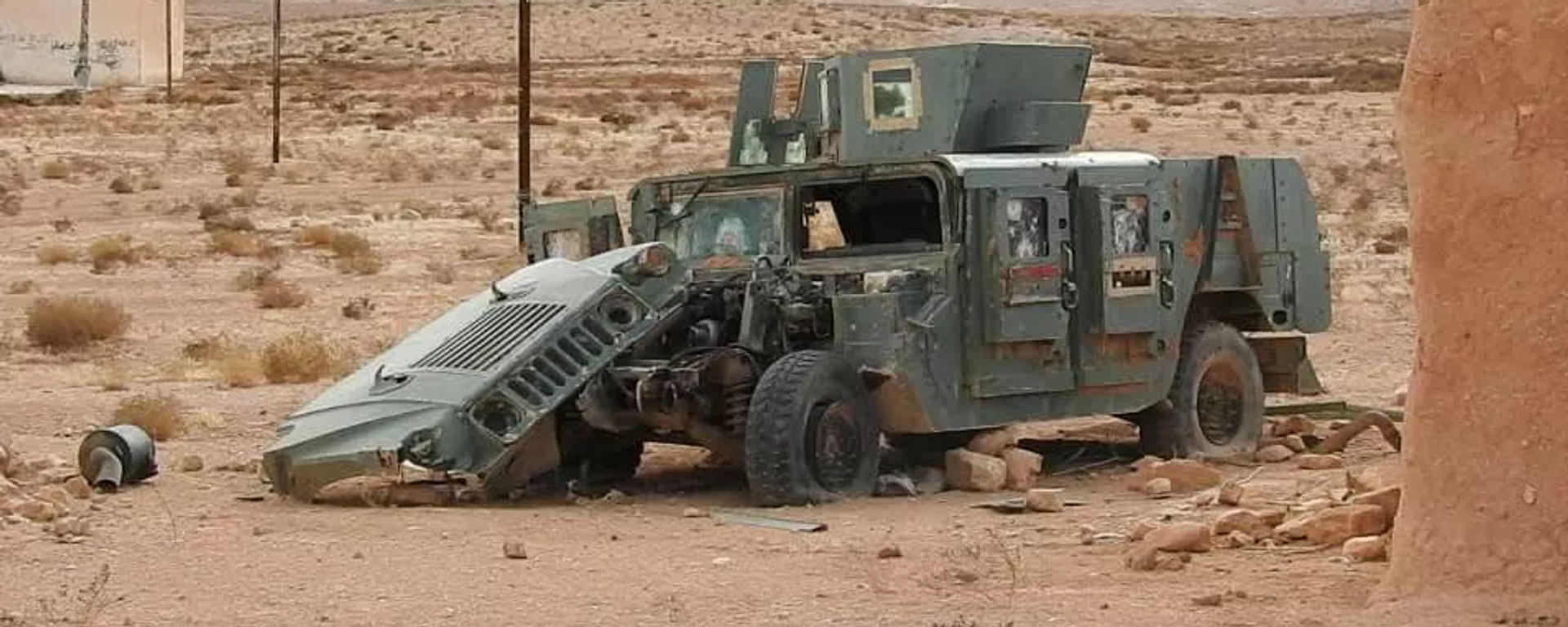 Bombed out armoured Hummer. File photo. - Sputnik International, 1920, 24.04.2022