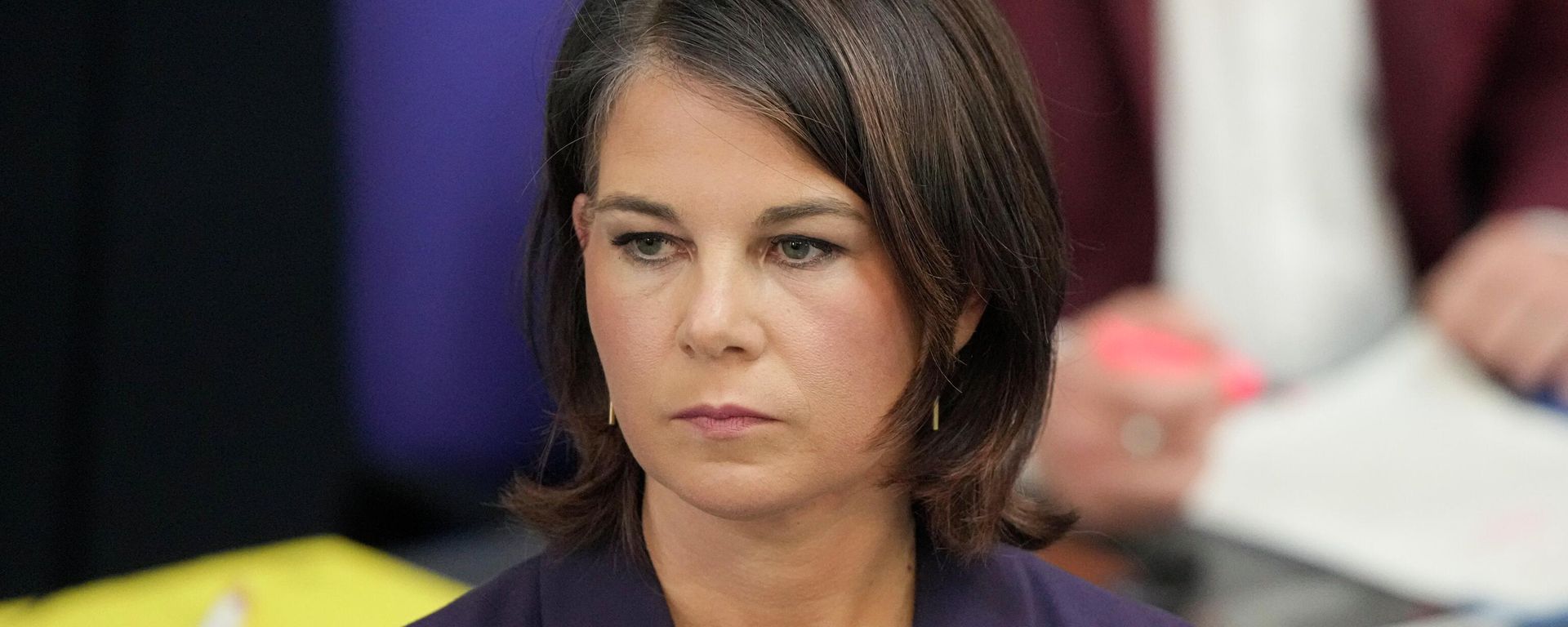 German Foreign Minister Annalena Baerbock listens to questions of lawmakers about the German government Ukrainian policy during a session of the German parliament Bundestag in Berlin, Germany, Wednesday, April 27, 2022.  - Sputnik International, 1920, 01.05.2022