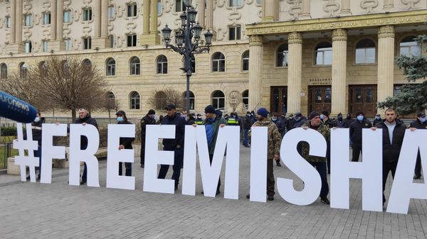 Participants in a rally of supporters of ex-President of Georgia Mikheil Saakashvili in Tbilisi. - Sputnik International