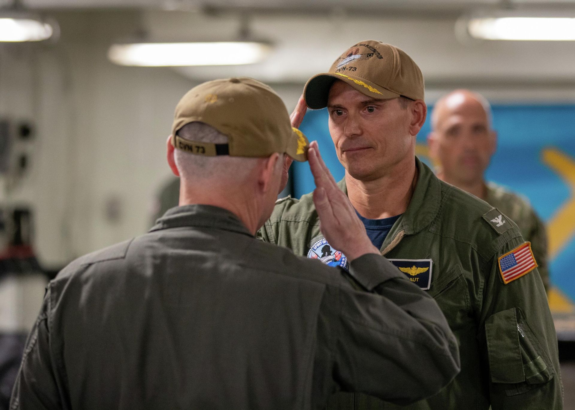 Capt. Brent Gaut, right, relieves Capt. Kenneth A. Strong as commanding officer of the Nimitz-class aircraft carrier USS George Washington (CVN 73) during a change of command ceremony in the forecastle. George Washington is undergoing refueling and complex overhaul (RCOH) at Newport News Shipyard. RCOH is a multi-year project performed only once during a carrier’s 50-year service life that includes refueling the ship’s two nuclear reactors, as well as significant repairs, upgrades, and modernization. Capt. Brent Gaut, right, relieves Capt. Kenneth A. Strong as commanding officer of the Nimitz-class aircraft carrier USS George Washington (CVN 73) during a change of command ceremony in the forecastle. George Washington is undergoing refueling and complex overhaul (RCOH) at Newport News Shipyard. RCOH is a multi-year project performed only once during a carrier’s 50-year service life that includes refueling the ship’s two nuclear reactors, as well as significant repairs, upgrades, and modernization. - Sputnik International, 1920, 03.05.2022