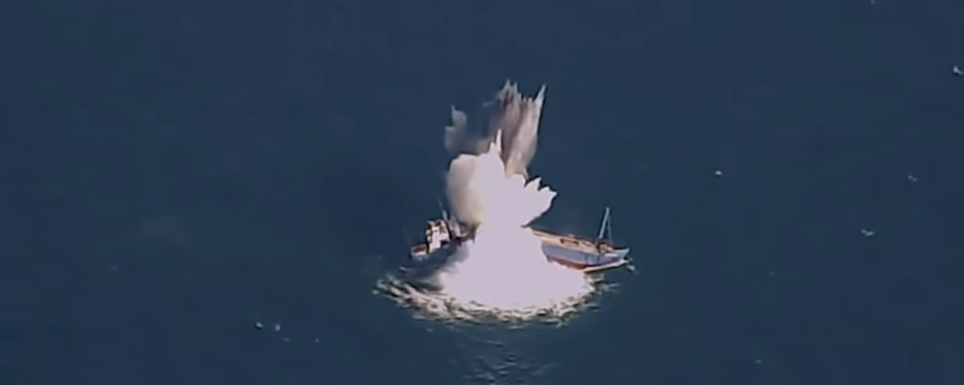 The Air Force Research Laboratory and Eglin Air Force Base’s Integrated Test Team demonstrated a new low-cost, air-delivered capability for defeating maritime threats April 28, 2022, that successfully destroyed a full-scale surface vessel in the Gulf of Mexico. - Sputnik International, 1920, 03.05.2022