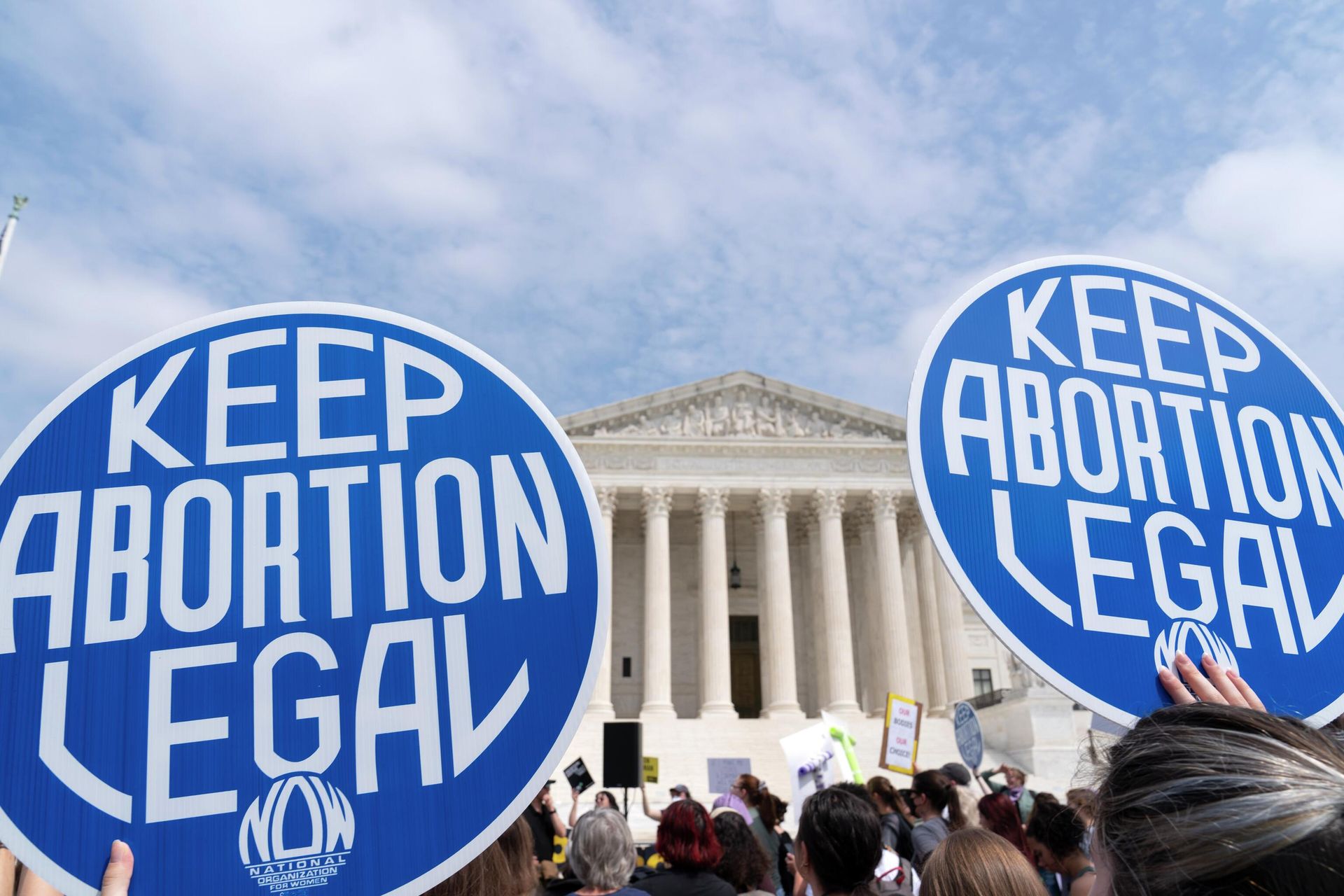 Demonstrators protest outside of the Supreme Court Tuesday, May 3, 2022 in Washington. A draft opinion suggests the U.S. Supreme Court could be poised to overturn the landmark 1973 Roe v. Wade case that legalized abortion nationwide, according to a Politico report released Monday. Whatever the outcome, the Politico report represents an extremely rare breach of the court's secretive deliberation process, and on a case of surpassing importance. Demonstrators protest outside of the Supreme Court Tuesday, May 3, 2022 in Washington. A draft opinion suggests the U.S. Supreme Court could be poised to overturn the landmark 1973 Roe v. Wade case that legalized abortion nationwide, according to a Politico report released Monday. Whatever the outcome, the Politico report represents an extremely rare breach of the court's secretive deliberation process, and on a case of surpassing importance. - Sputnik International, 1920, 03.08.2022