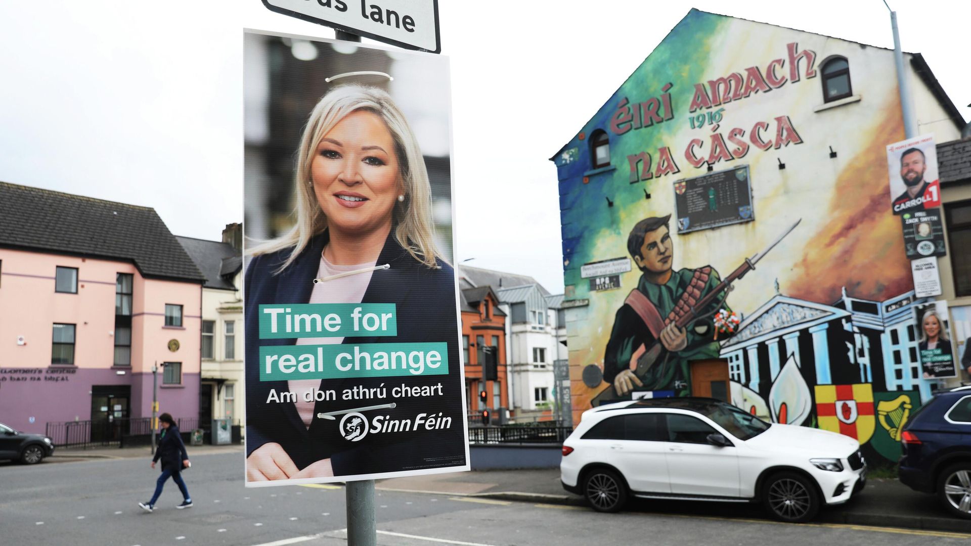 A Sinn Fein election poster hangs from a lamp post in West Belfast, Northern Ireland, Tuesday, May 3, 2022 - Sputnik International, 1920, 21.05.2023
