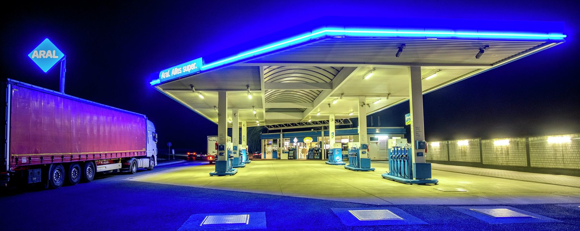 A gas station is pictured in Frankfurt, Germany, Thursday, March 10, 2022 - Sputnik International, 1920, 05.05.2022