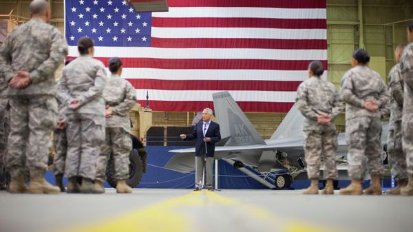 Defense Secretary Chuck Hagel speaks to members of the military during his visit at Joint Base Elmendorf-Richardson, Alaska, Wednesday, May 28, 2014. - Sputnik International