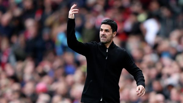 Arsenal's manager Mikel Arteta gives instructions to his players during the English Premier League soccer match between Arsenal and Brighton and Hove Albion at Emirates stadium in London, Saturday, April 9, 2022 Arsenal's manager Mikel Arteta gives instructions to his players during the English Premier League soccer match between Arsenal and Brighton and Hove Albion at Emirates stadium in London, Saturday, April 9, 2022 - Sputnik International