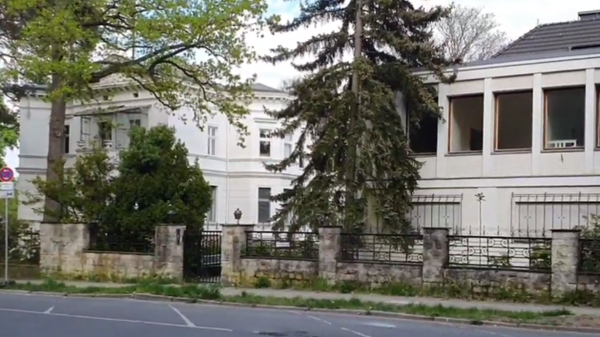 Berlin building housing RIA Novosti reporters where a blast was heard on May 6, 2022 - Sputnik International