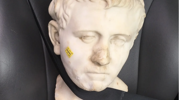 Goodwill Purchased Roman Bust - Sputnik International