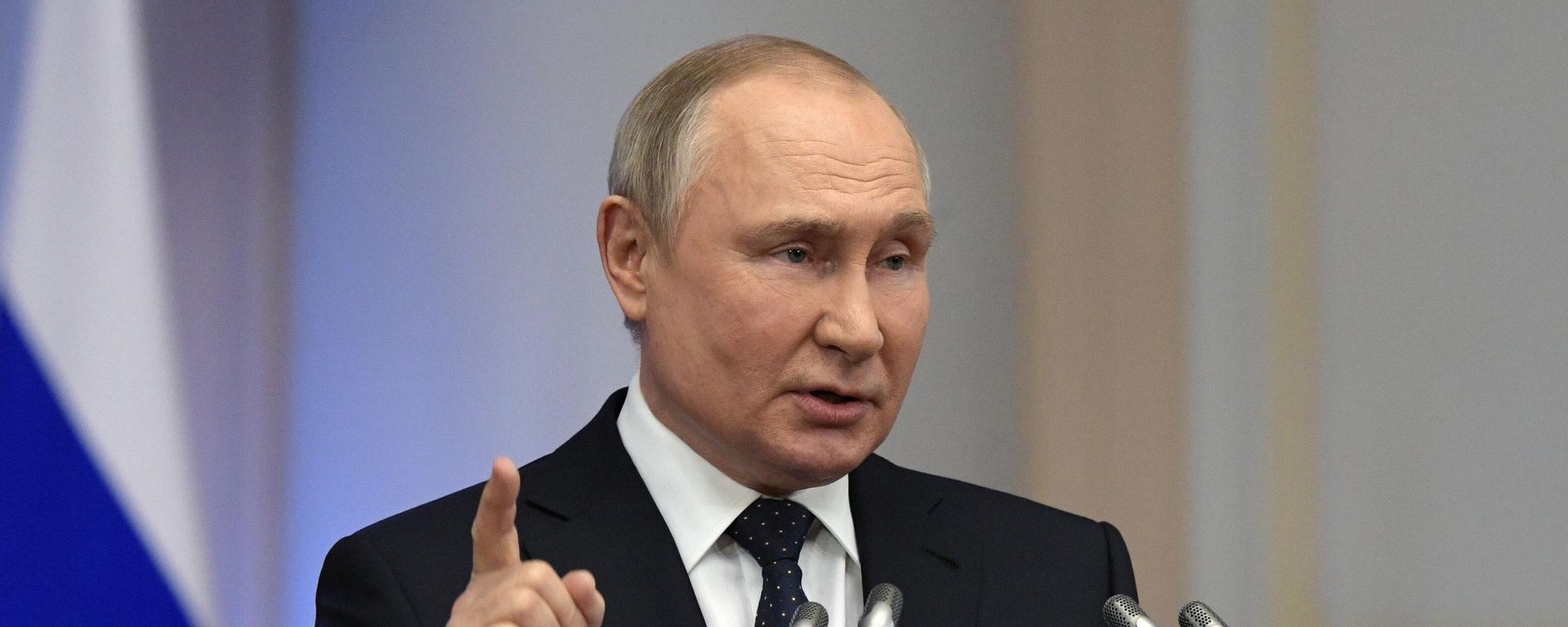 Russian President Vladimir Putin  - Sputnik International, 1920, 08.05.2022