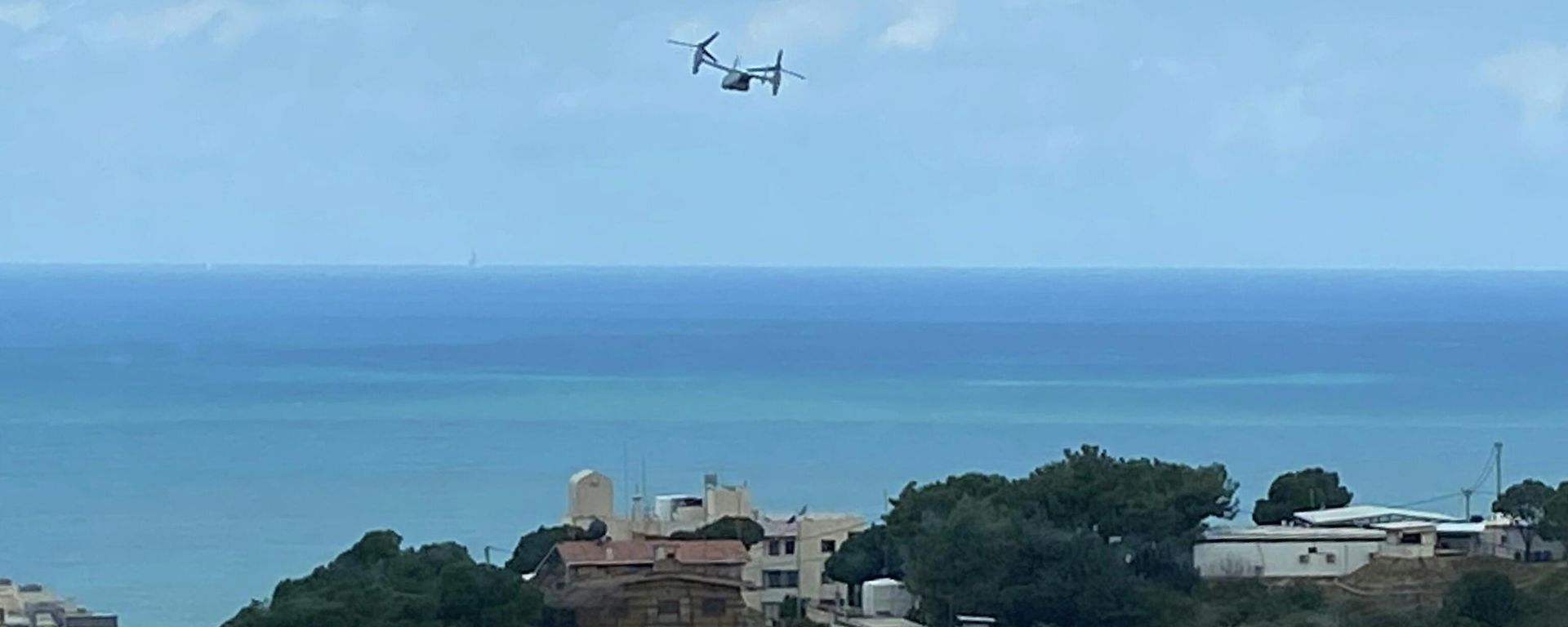 IN this Thursday, March 19, 2020 file photo, a U.S. Marine Osprey is seen taking off from the U.S. Embassy in Aukar, northeast of Beirut, Lebanon - Sputnik International, 1920, 07.12.2023