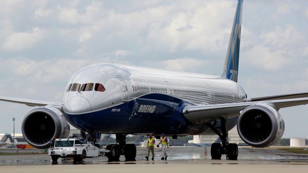  In this Friday, March 31, 2017, file photo, Boeing employees walk the new Boeing 787-10 Dreamliner down towards the delivery ramp area at the company's facility in South Carolina after conducting its first test flight at Charleston International Airport in North Charleston, S.C. Federal safety officials aren't ready to give back authority for approving new planes to Boeing when it comes to the large 787 jet, which Boeing calls the Dreamliner, Tuesday, Feb. 15, 2022. The plane has been plagued by production flaws for more than a year. - Sputnik International