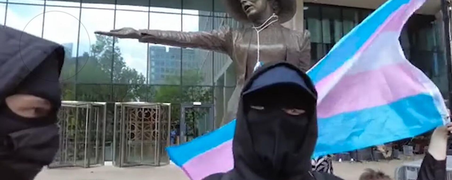 Trans Anarchists ATTACK Feminist Protest - Sputnik International, 1920, 16.05.2022