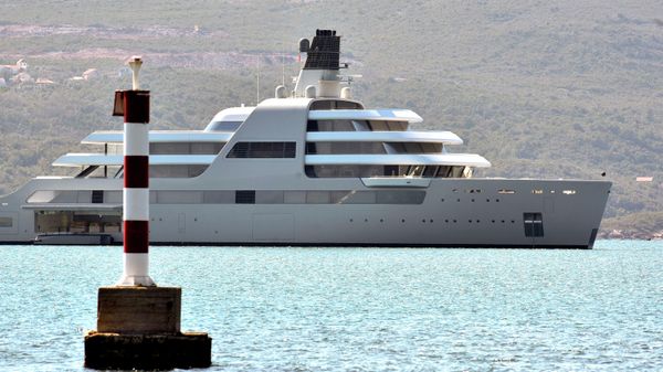 A view of Russian metals and petroleum magnate Roman Abramovich's superyacht Solaris anchored in Tivat, Montenegro, Saturday, March 12, 2022 - Sputnik International