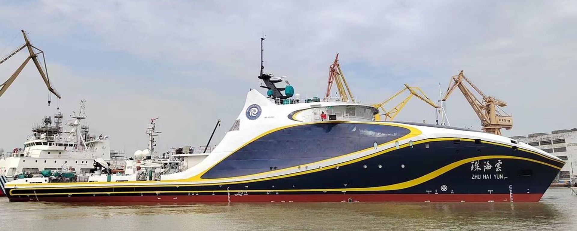 The world's first intelligent unmanned vehicle carrier — named Zhuhaiyun - Sputnik International, 1920, 22.05.2022