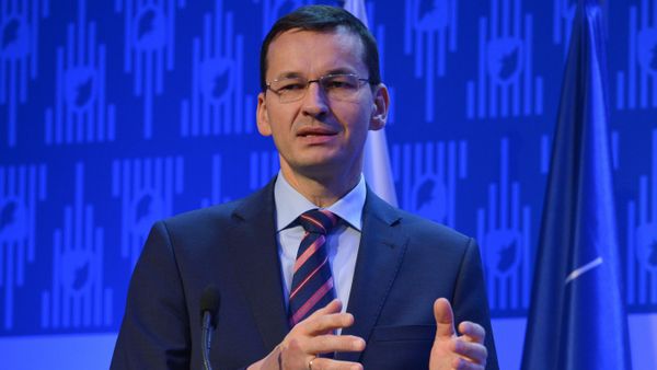 Mateusz Morawiecki speaks at the Security Forum in Warsaw. - Sputnik International