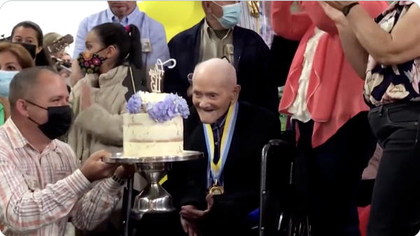 World's Oldest Man - Sputnik International