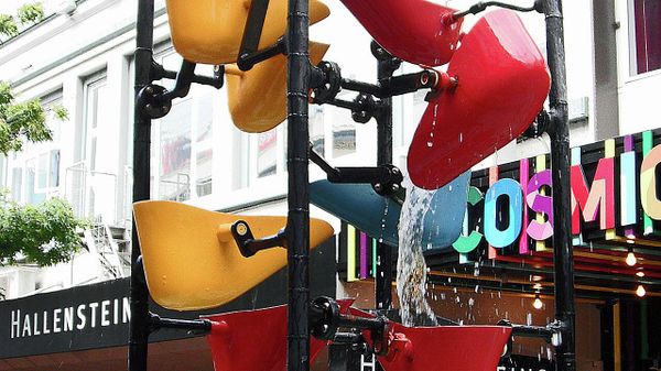  	Wellington's Bucket Fountain in Cuba Mall - Sputnik International