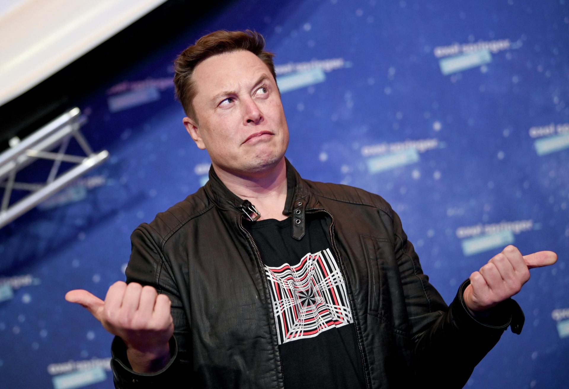 SpaceX owner and Tesla CEO Elon Musk arrives on the red carpet for the Axel Springer media award, in Berlin, Germany, Tuesday, Dec. 1, 2020. - Sputnik International, 1920, 28.10.2022