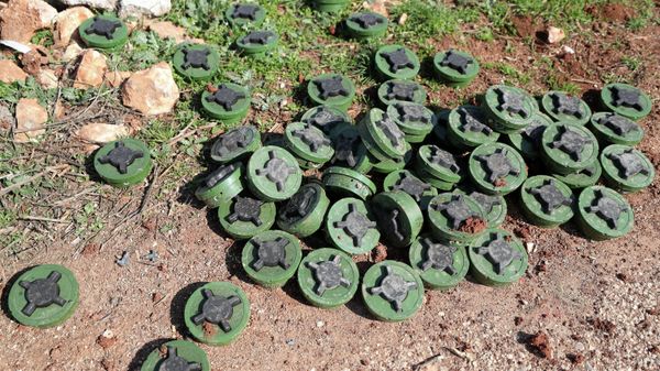 Anti-personnel mines  - Sputnik International