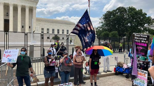 Pro-Choice Protesters Gather at US Supreme Court After Roe v Wade Struck Down - Sputnik International
