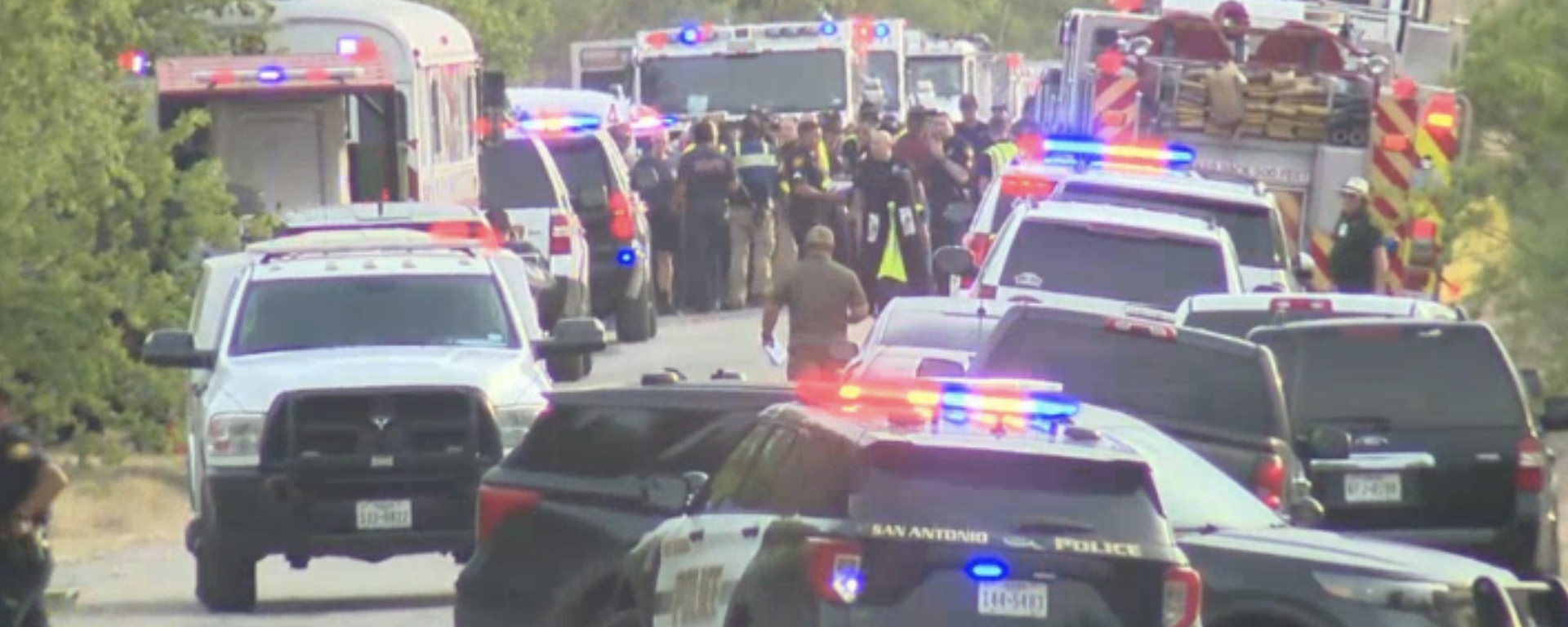 Dozens of Migrants found Dead in 18-Wheel Truck in San Antonio, Texas - Sputnik International, 1920, 29.06.2022