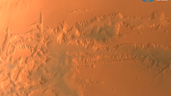 Tianwen-1 orbiter has obtained global medium-resolution images of Mars, after 1344 orbits in 706 days, as of 29 June - Sputnik International