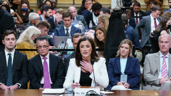 Cassidy Hutchinson, former aide to Trump White House chief of staff Mark Meadows, describes the actions of former president Donald Trump as she testifies as the House select committee investigating the Jan. 6 attack on the U.S. Capitol holds a hearing at the Capitol in Washington, Tuesday, June 28, 2022 - Sputnik International