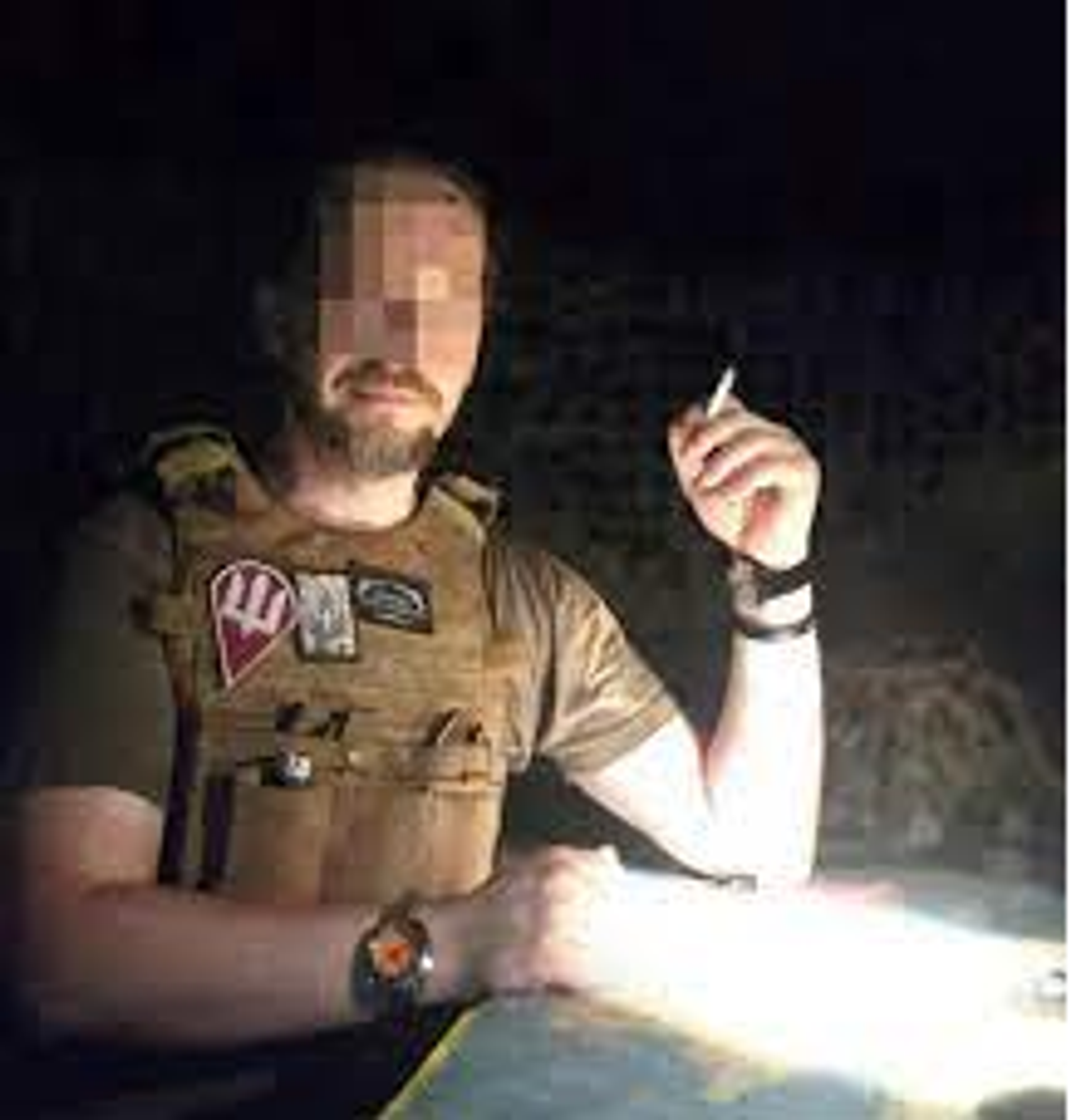 Photo of 'Canadian Ukrainian Volunteer' in a Lord of the Rings-themed tweet about the fight against the Russian 'orc' hordes. - Sputnik International, 1920, 05.07.2022