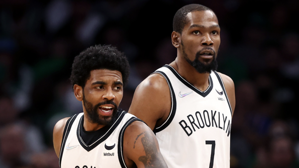 Kyrie Irving & Kevin Durant - Sputnik International