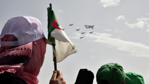 Algerian airforce fly in formation over the capital Algiers on July 5, 2022, as the country celebrates the 60th anniversary of its independence. - Sputnik International