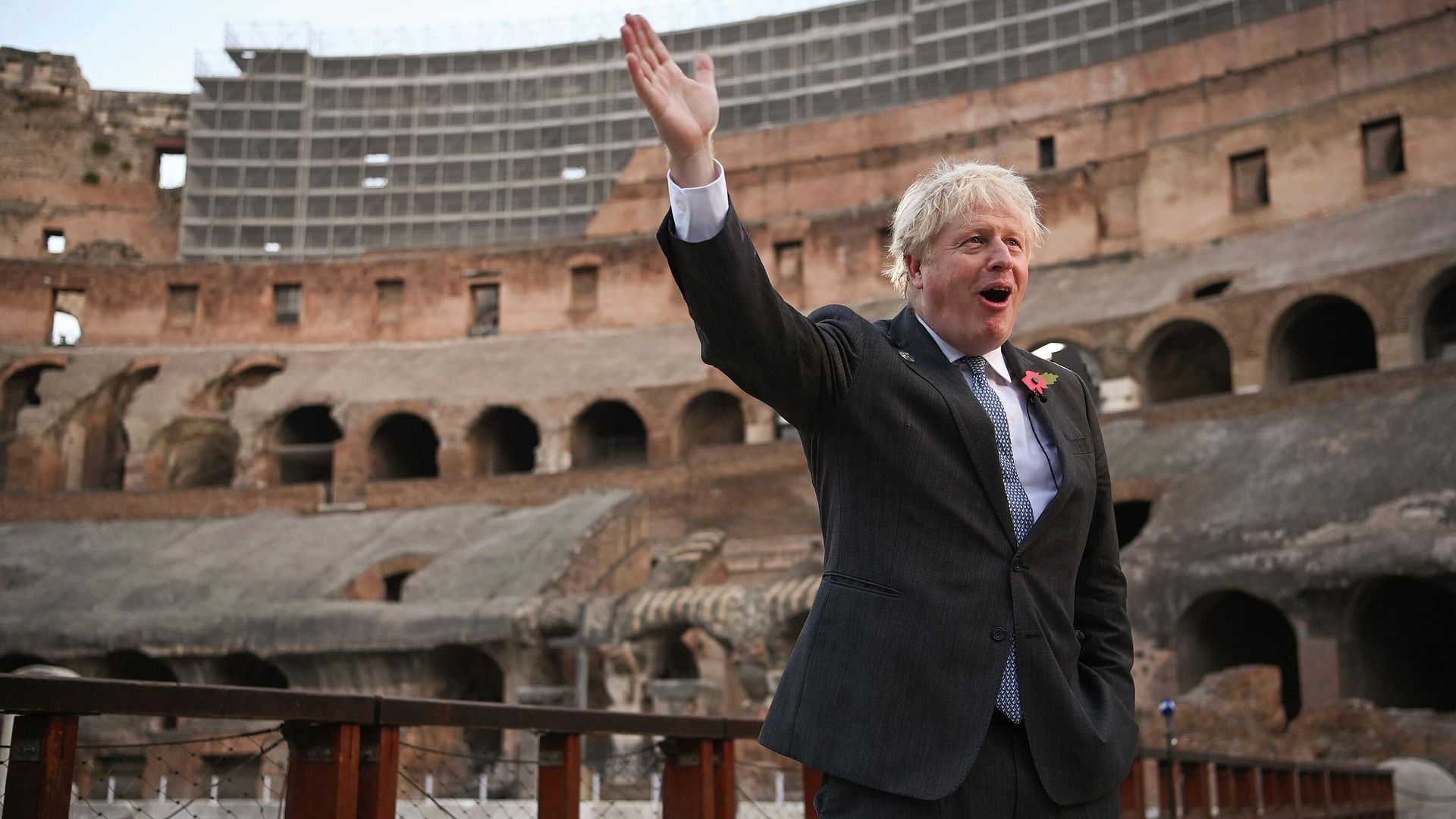 British Prime Minister Boris Johnson visits the Colosseum during the G20 summit in Rome, Saturday, Oct. 30, 2021 British Prime Minister Boris Johnson visits the Colosseum during the G20 summit in Rome, Saturday, Oct. 30, 2021 - Sputnik International, 1920, 07.07.2022