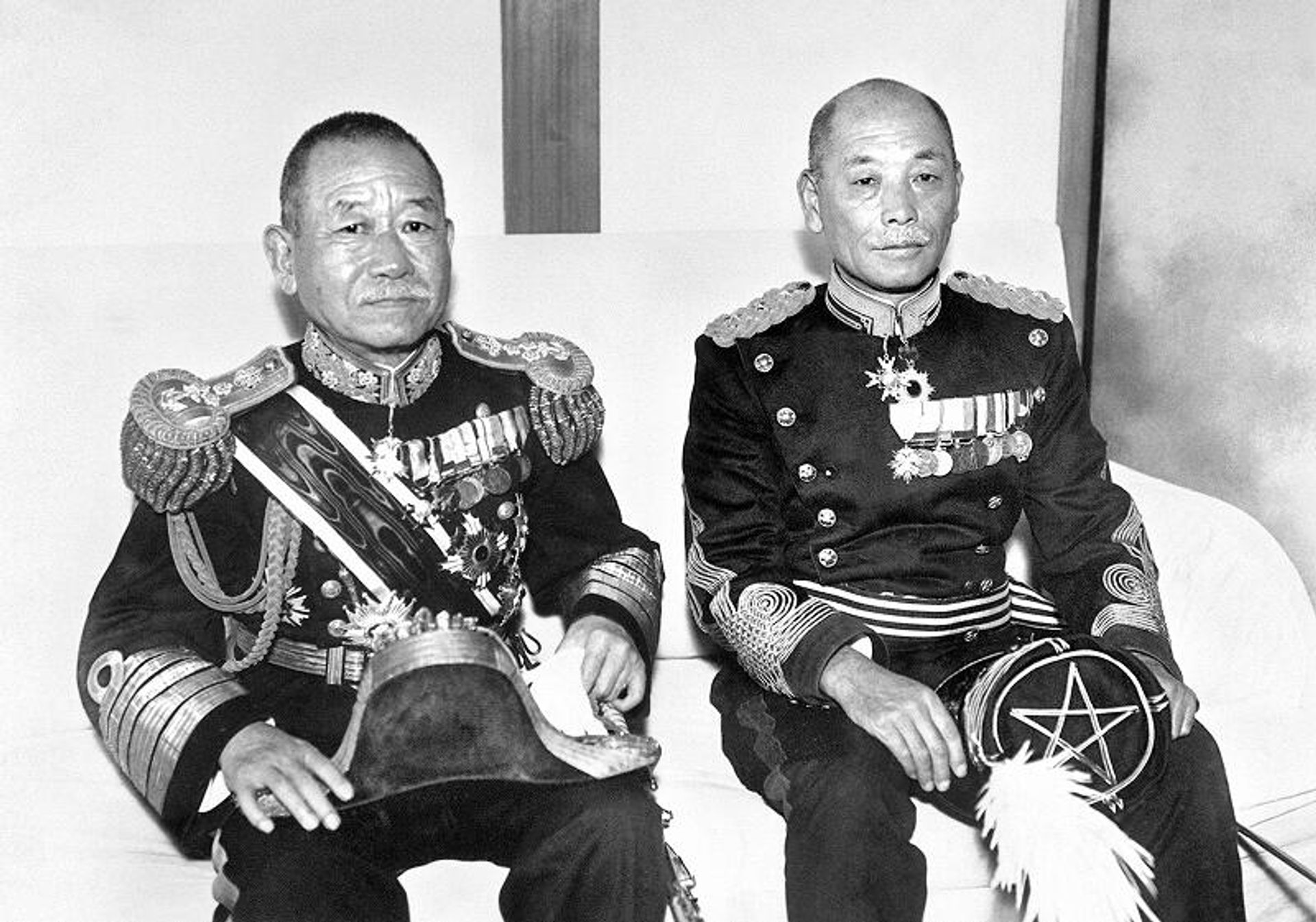 Japanese Prime Minister Keisuke Okada (1868–1952, in office 1934–36, left) and his brother-in-law Denzō Matsuo, who posed as Okada and killed by the rebel troops in the February 26 Incident. - Sputnik International, 1920, 08.07.2022