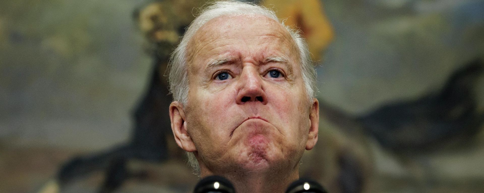 US President Joe Biden speaks before signing an executive order protecting access to reproductive health care services, in the Roosevelt Room of the White House in Washington, DC,  on July 8, 2022 - Sputnik International, 1920, 10.07.2022