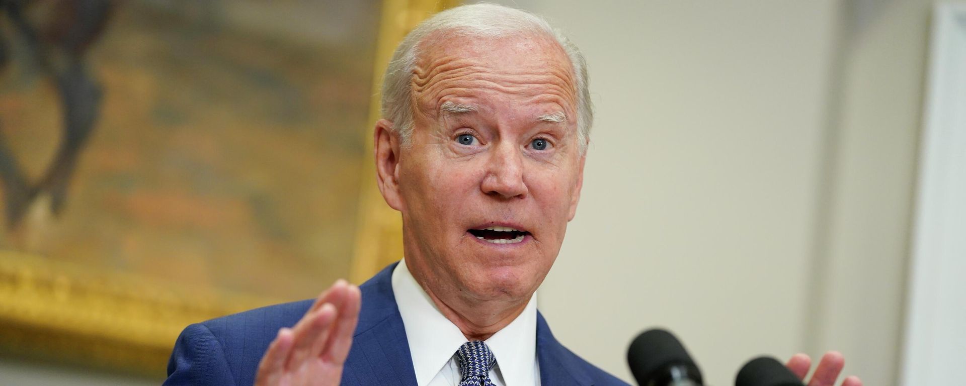 President Joe Biden speaks about abortion access during an event in the Roosevelt Room of the White House, Friday, July 8, 2022, in Washington President Joe Biden speaks about abortion access during an event in the Roosevelt Room of the White House, Friday, July 8, 2022, in Washington - Sputnik International, 1920, 24.10.2022