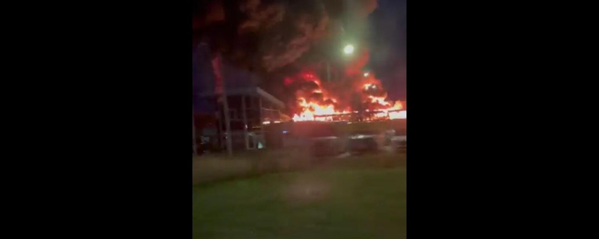 Grote brand in Almelo - Sputnik International, 1920, 11.07.2022