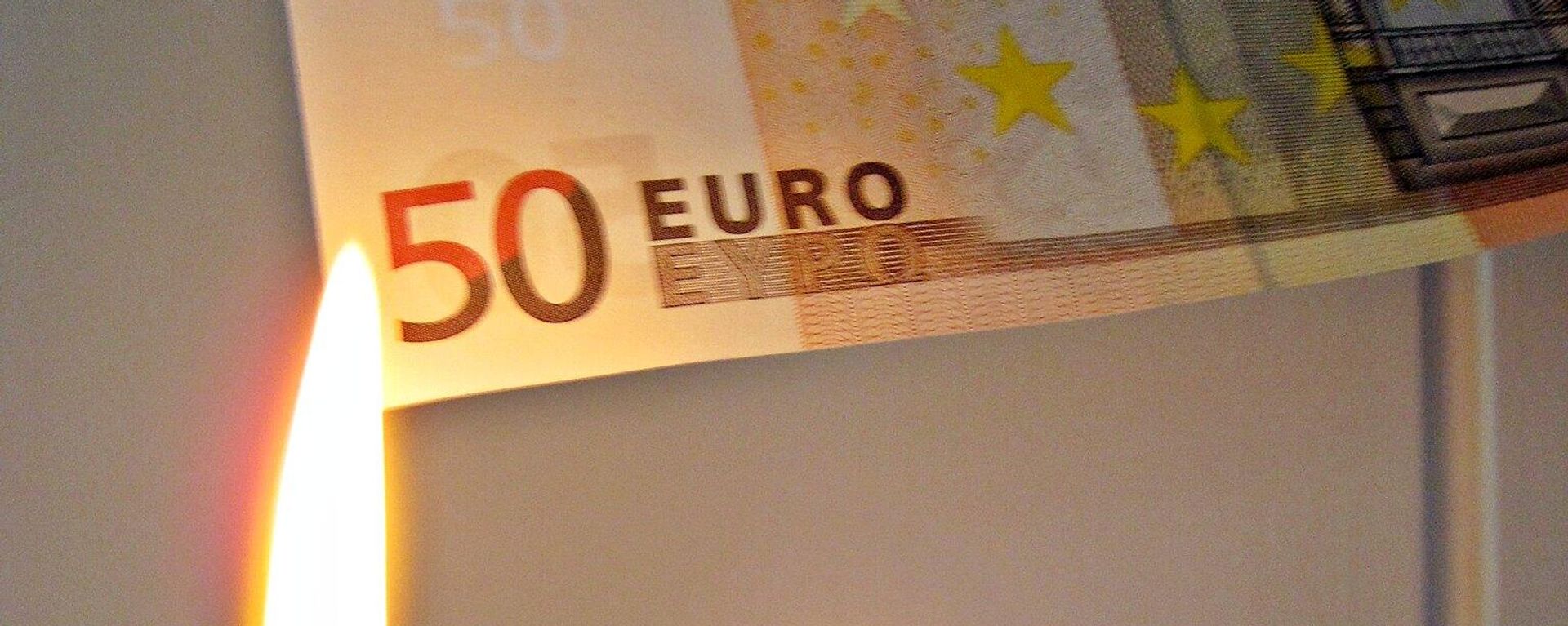   Euros Being Burnt - Sputnik International, 1920, 12.10.2023