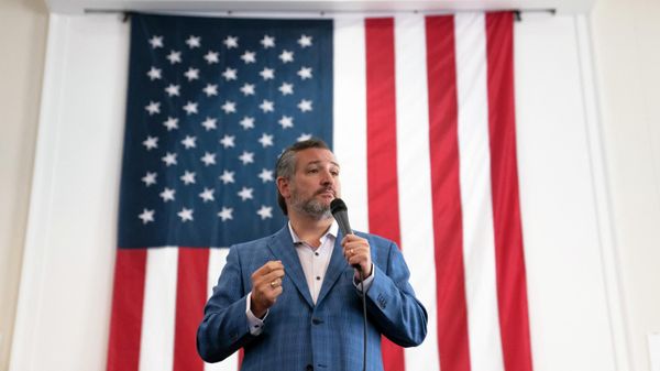Sen. Ted Cruz (R-TX) speaks during a campaign event for Yesli Vega, a candidate for the 7th Congressional District, on June 20, 2022 in Fredericksburg, Virginia. - Sputnik International