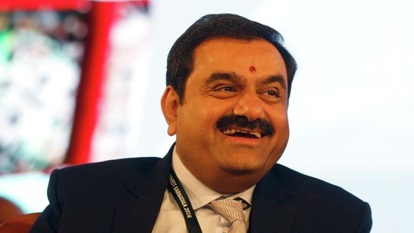 Adani Group Chairman Gautam Adani attends the Invest Karnataka 2016 - Global Investors Meet in Bangalore, India, Wednesday, Feb. 3, 2016. - Sputnik International
