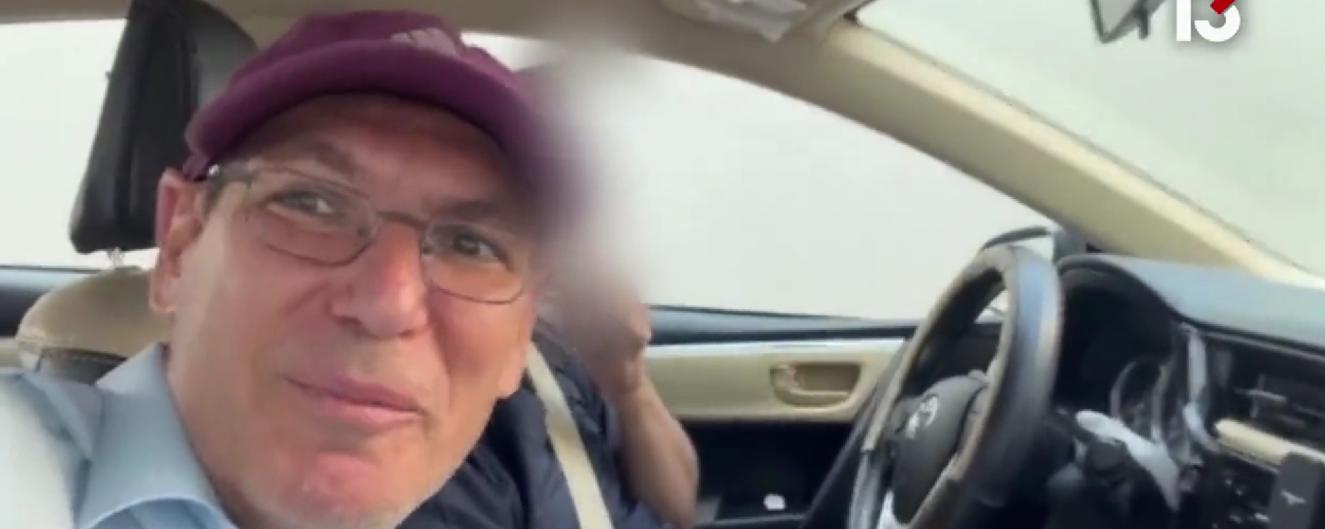 Israeli-Jewish journalist Gil Tamary reports for Channel 13 from Mecca on July 17, 2022. The driver is a Saudi national who has been arrested by Mecca regional authorities. (Channel 13) - Sputnik International, 1920, 24.07.2022