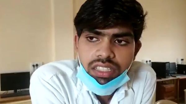 Shocking violation of “One needle, one syringe, only one time” protocol in #COVID19 #vaccination, in Sagar a  vaccinator vaccinated 30 school children with a single syringe at Jain Public Higher Secondary School  - Sputnik International