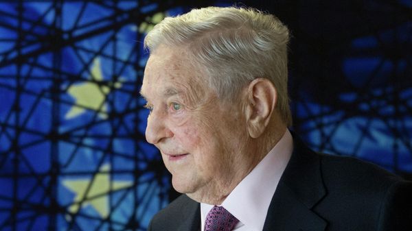 In this Thursday, April 27, 2017 file photom, George Soros, Founder and Chairman of the Open Society Foundation, waits for the start of a meeting at EU headquarters in Brussels. - Sputnik International