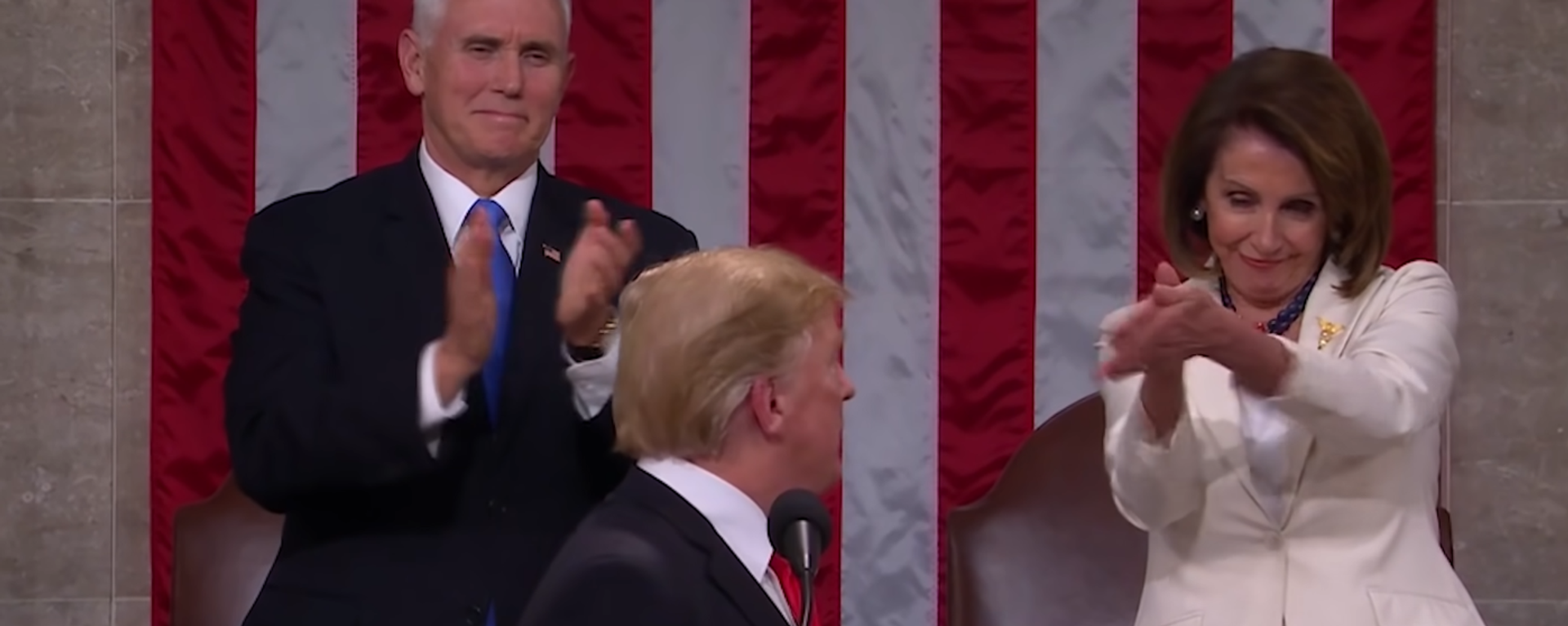 Nancy Pelosi claps for Donald Trump at State of the Union address. Nancy Pelosi claps for Donald Trump at State of the Union address. - Sputnik International, 1920, 14.09.2022