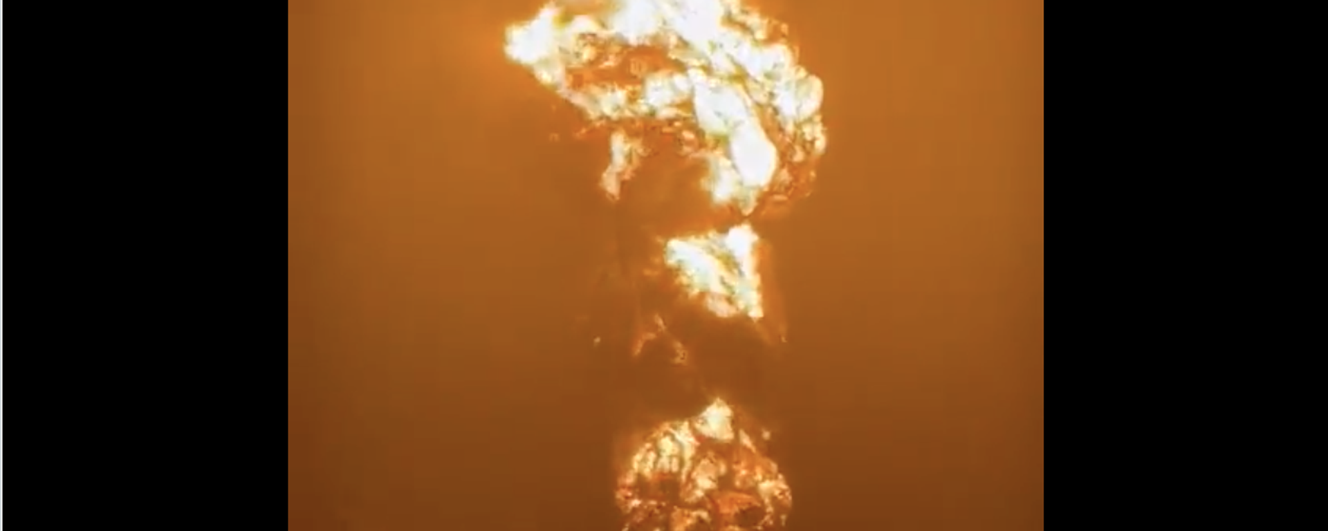 Fire at a Cuban Oil Depot - Sputnik International, 1920, 07.08.2022