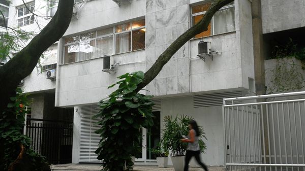 Picture taken on August 6, 2022, of the entrance of the building where Belgian Walter Henri Maximilien Biot, husband of German consul Uwe Herbert Hahn, died on August 5, 2022, in the apartment they shared in Rio de Janeiro, Brazil. - Sputnik International
