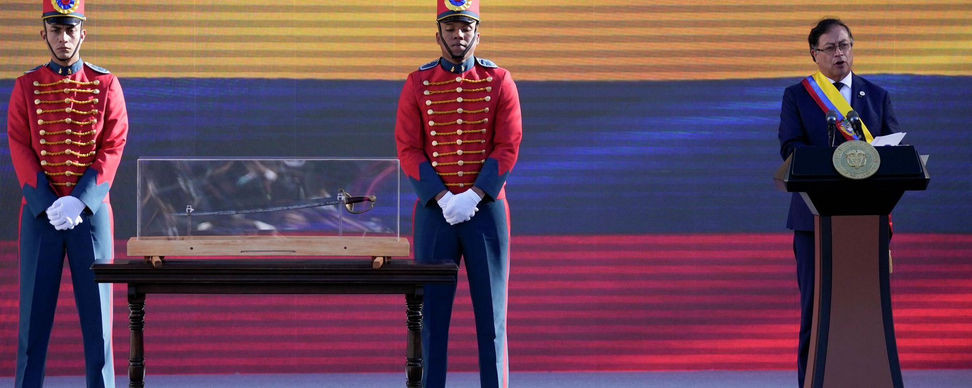 President Gustavo Petro speaks, next to the sword of independence hero Simon Bolivar, after taking the oath of office in Bogota, Colombia, Sunday, Aug. 7, 2022.  - Sputnik International, 1920, 21.08.2022