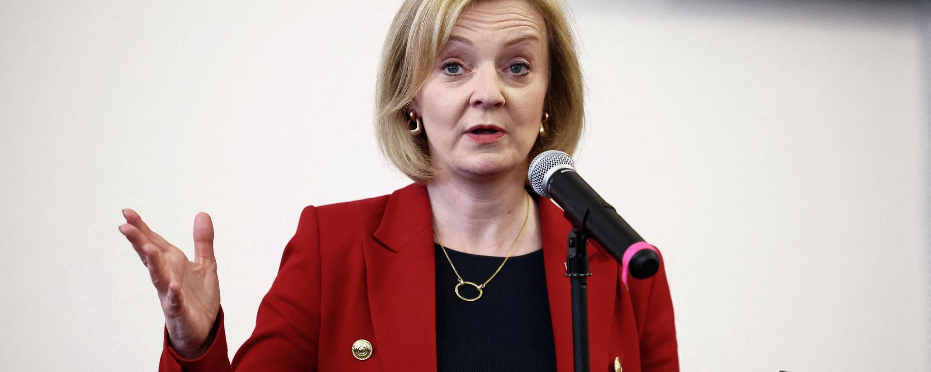 Contender to become the country's next Prime minister and leader of the Conservative party British Foreign Secretary Liz Truss delivers a speech during a campaign event in Leeds, on July 28, 2022 Contender to become the country's next Prime minister and leader of the Conservative party British Foreign Secretary Liz Truss delivers a speech during a campaign event in Leeds, on July 28, 2022 - Sputnik International, 1920, 21.08.2022