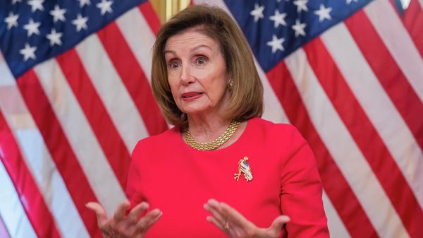 House Speaker Nancy Pelosi of Calif., speaks with reporters before signing the PACT Act of 2022 during a bill enrollment ceremony on Tuesday, Aug. 9, 2022, in Washington.  - Sputnik International