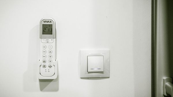 Air conditioner remote control - Sputnik International